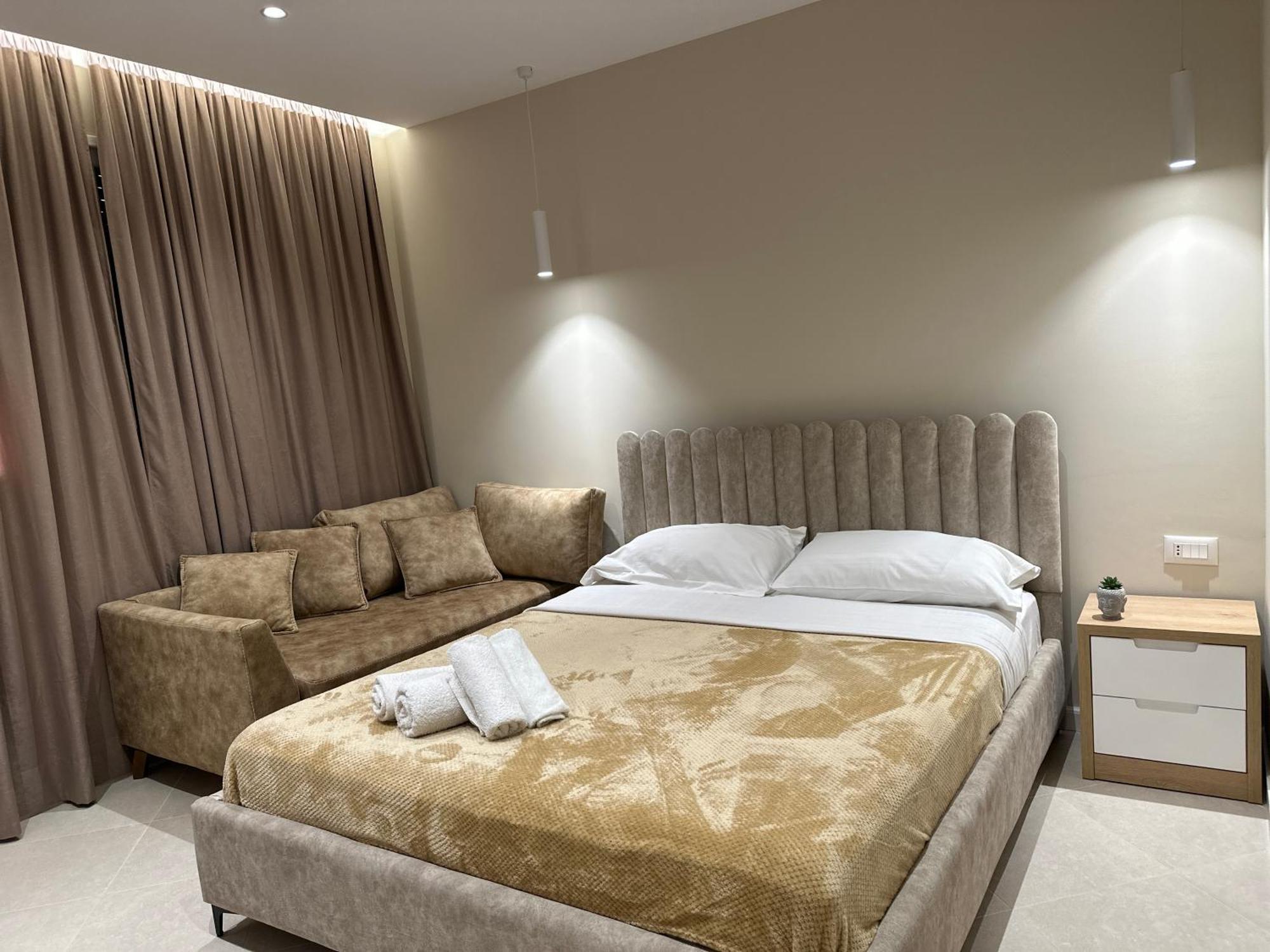 Beachfront Apartment With Balcony Vlorë 외부 사진