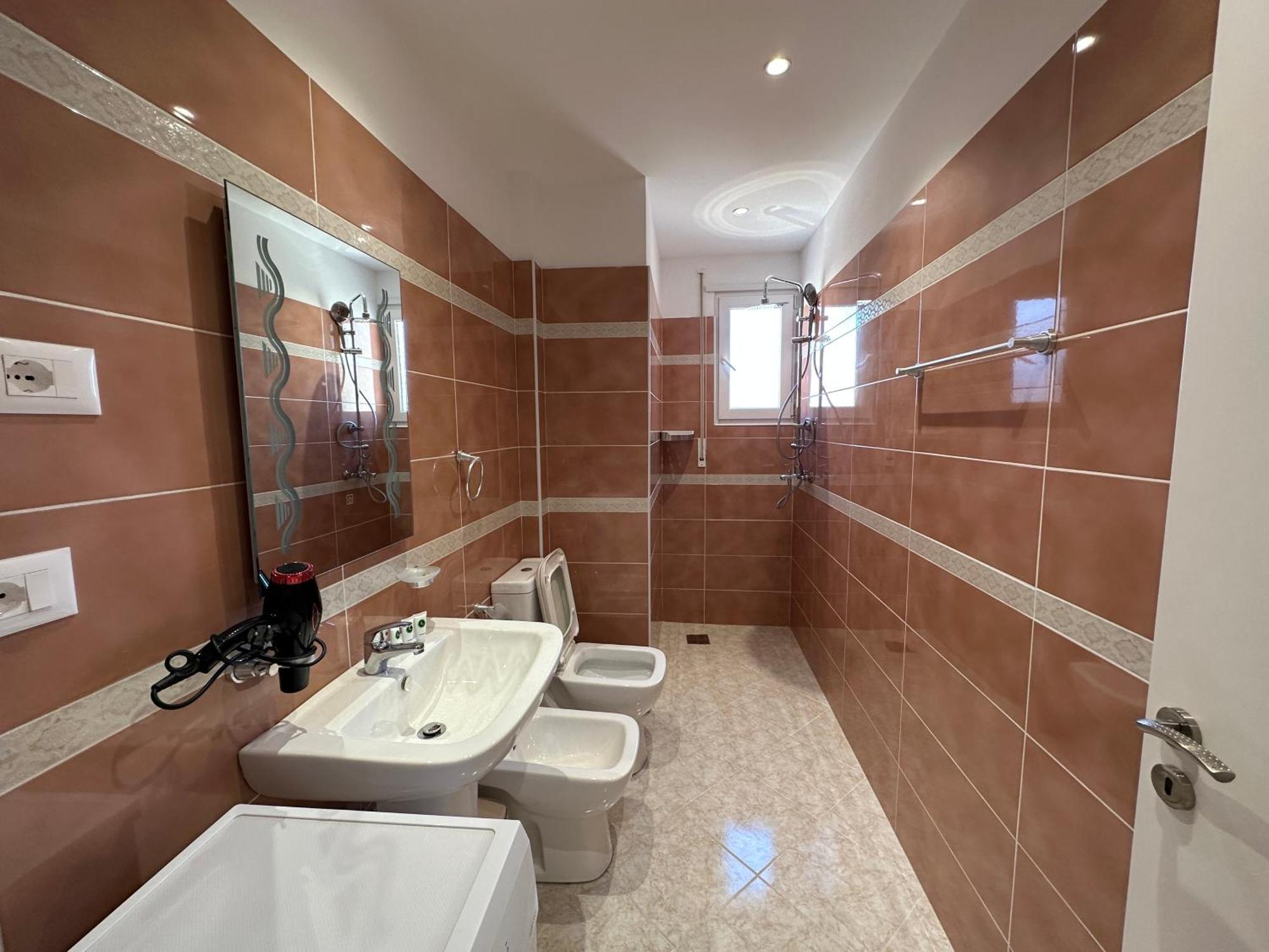 Beachfront Apartment With Balcony Vlorë 외부 사진
